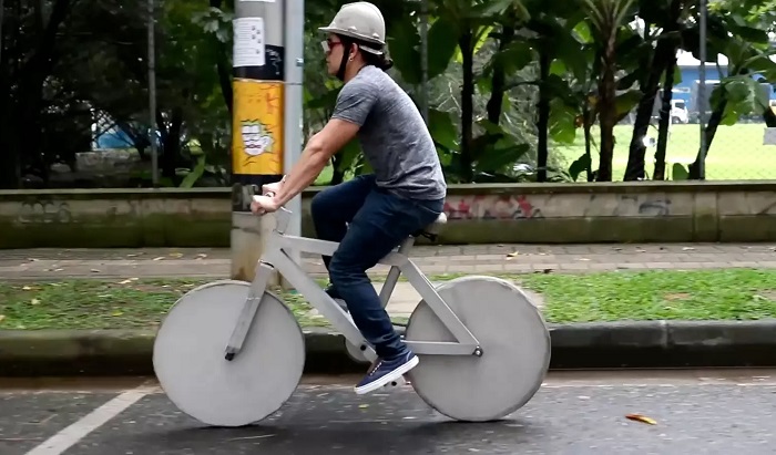 Велосипед из бетона